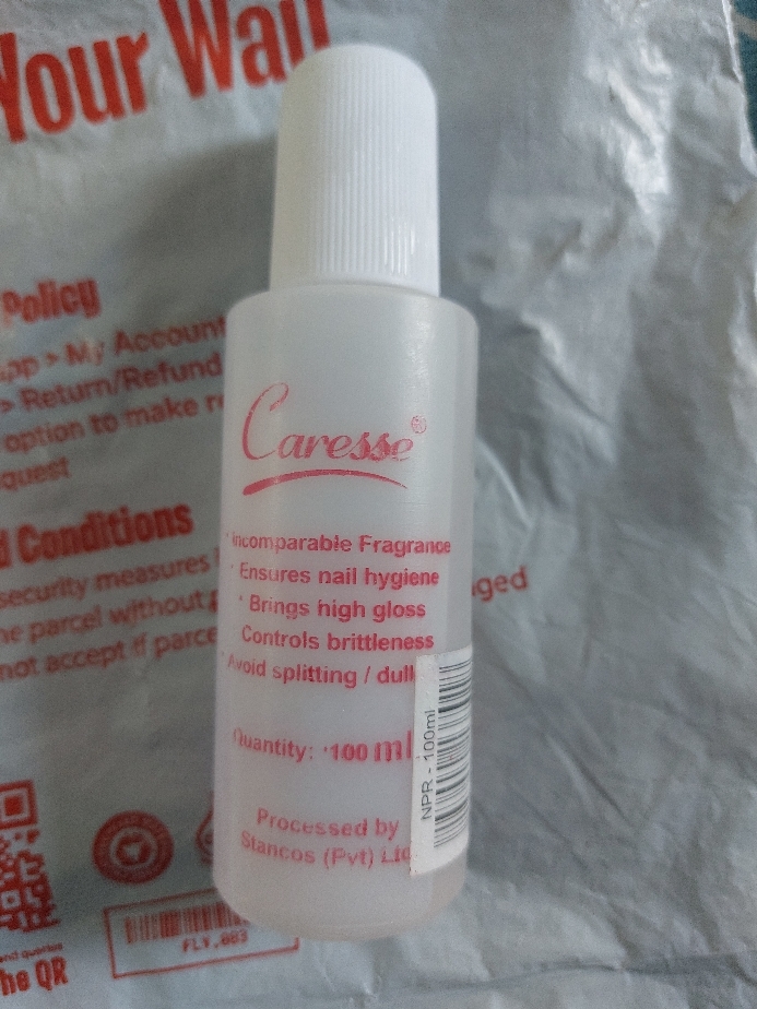 Caresse Nail Polish Remover Apple 90ml